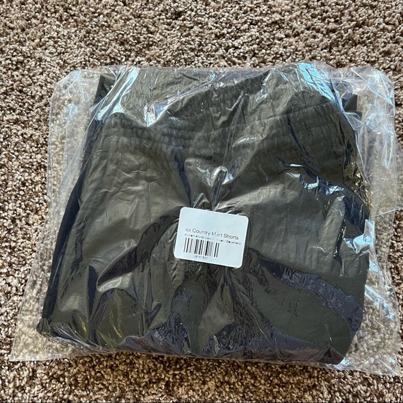 NEW Deuxmoi Shorts - Picture 5 of 9